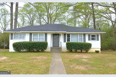 209 Pennsylvania Avenue, Carrollton, GA 30117 - Photo 1