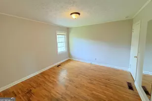 209 Pennsylvania Ave, Carrollton, GA 30117 - Photo 7