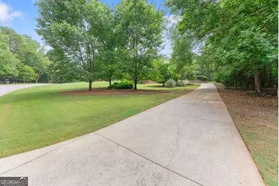1178 Antrim Glen Drive, Hoschton, GA 30548 - Photo 3