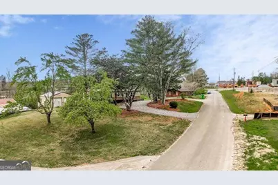 217 Robin Rd Road, Jasper, GA 30143 - Photo 3