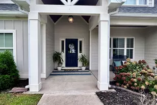 1072 Gray Girls Rd, Senoia, GA 30276 - Photo 3