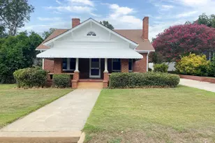 304 Forsyth St, Barnesville, GA 30204 - Photo 1