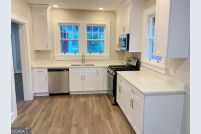 304 Forsyth St., Barnesville, GA 30204 - Photo 11