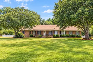 162 Skyview Dr, Griffin, GA 30224 - Photo 1