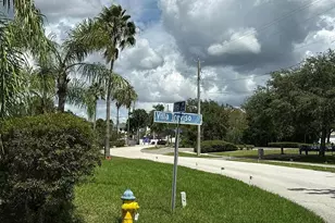 518 Villa Treviso Ct, Apollo Beach, FL 33572 - Photo 5