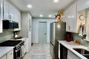 1107 Skyline Dr, Griffin, GA 30224 - Photo 3