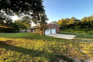 8750 Sandy Cross Rd, Carnesville, GA 30521 - Photo 5