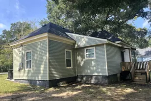 245 Atlanta St, Barnesville, GA 30204 - Photo 19