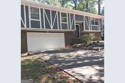 401 Pineburr Lane, Stone Mountain, GA 30087 - Photo 1