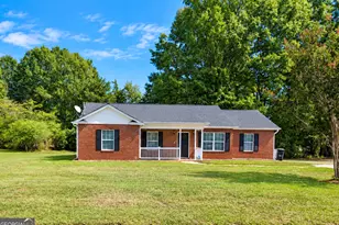110 Bradley Cir, Barnesville, GA 30204 - Photo 1