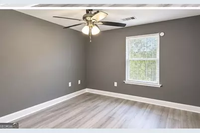 110 Bradley Circle, Barnesville, GA 30204 - Photo 9