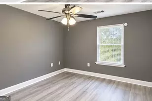 110 Bradley Cir, Barnesville, GA 30204 - Photo 9