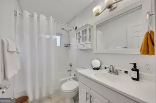 1040 Herndon St NW, Atlanta, GA 30318 - Photo 11