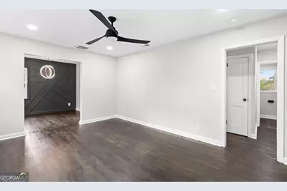 2533 Plantation Drive, East Point, GA 30344 - Photo 13
