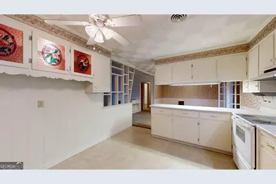 915 N Main St, Statesboro, GA 30458 - Photo 25