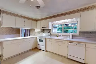 915 N Main St, Statesboro, GA 30458 - Photo 23