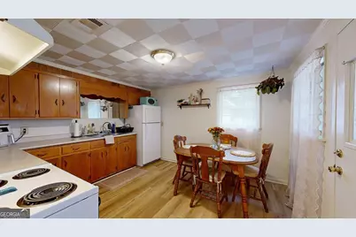 915 N Main St, Statesboro, GA 30458 - Photo 51