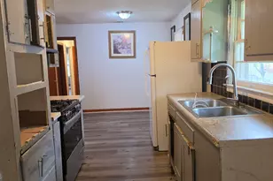 632 Pineridge Dr, Forest Park, GA 30297 - Photo 5