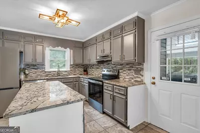 602 Holly Drive, Dublin, GA 31021 - Photo 5