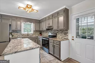 602 Holly Dr, Dublin, GA 31021 - Photo 5