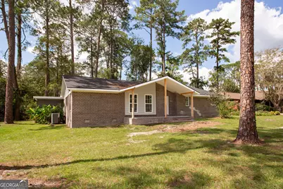 601 Saint Catherine Drive, Waycross, GA 31501 - Photo 3