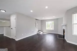 5356 Biffle Rd, Stone Mountain, GA 30088 - Photo 9