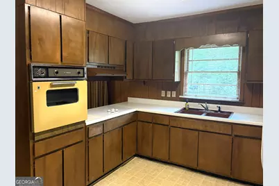 212 Clairmont Drive, Dublin, GA 31021 - Photo 7