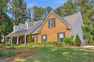 45 Hillsborough Ct, Sharpsburg, GA 30277 - Photo 3