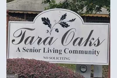 6880 Tara Oaks Drive, Riverdale, GA 30274 - Photo 1