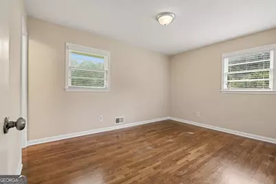 2541 Burton Circle, Morrow, GA 30260 - Photo 19
