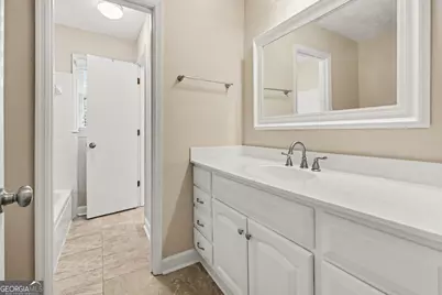 2541 Burton Circle, Morrow, GA 30260 - Photo 25