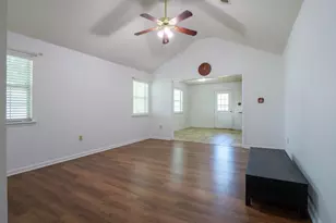91 C Johnson, Ray City, GA 31645 - Photo 5