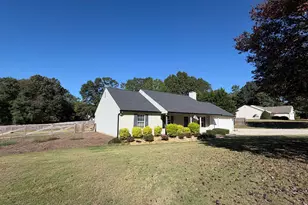 408 Wilshire Ln, Bethlehem, GA 30620 - Photo 3