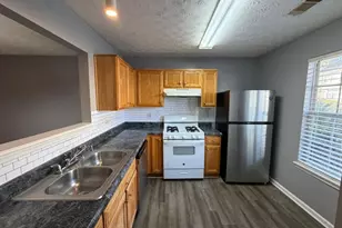 3123 Fields Dr, Lithonia, GA 30038 - Photo 5