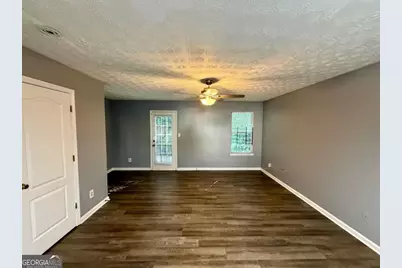 3123 Fields Drive, Lithonia, GA 30038 - Photo 3
