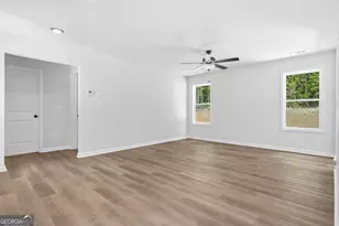 1066 Oglesby Blvd, Elberton, GA 30635 - Photo 13