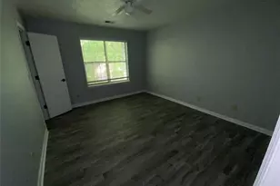 1017 Rock Creek Ln, Norcross, GA 30093 - Photo 9