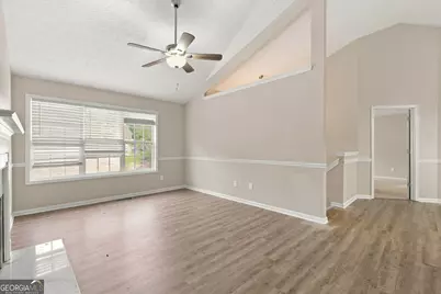 3852 Valley Creek Drive, Flowery Branch, GA 30542 - Photo 5