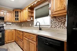 549 Burnett Rd, Byron, GA 31008 - Photo 19