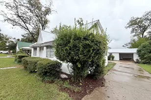 25 E 1st Ave, Hazlehurst, GA 31539 - Photo 3