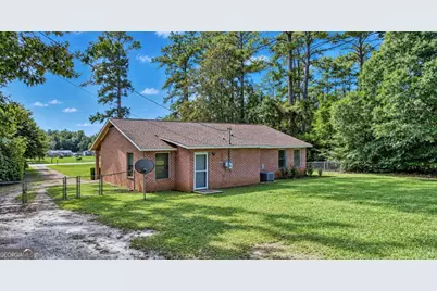 1531 Broach Avenue, Albany, GA 31705 - Photo 11