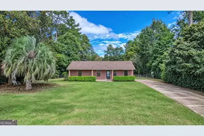 1531 Broach Avenue, Albany, GA 31705 - Photo 1