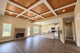 5803 Heritage Ct, Eastman, GA 31023 - Photo 1