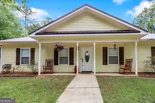 126 Robin Hood Rd, Covington, GA 30014 - Photo 1
