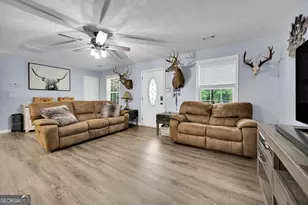 126 Robin Hood Rd, Covington, GA 30014 - Photo 3