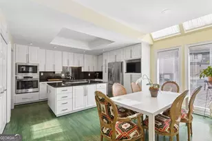 4274 Wieuca Overlook NE, Atlanta, GA 30342 - Photo 15