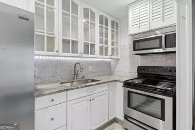 4274 Wieuca Overlook NE, Atlanta, GA 30342 - Photo 27