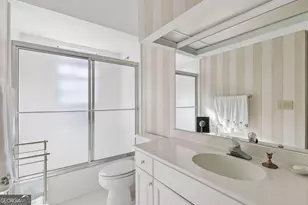 4274 Wieuca Overlook NE, Atlanta, GA 30342 - Photo 23