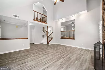 1055 Wellers Court, Roswell, GA 30076 - Photo 3