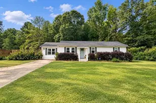 1410 Al Roberts Rd, Senoia, GA 30276 - Photo 1